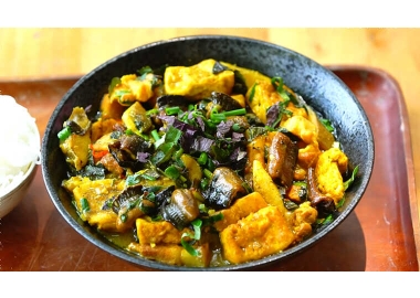 Lươn om chuối đậu